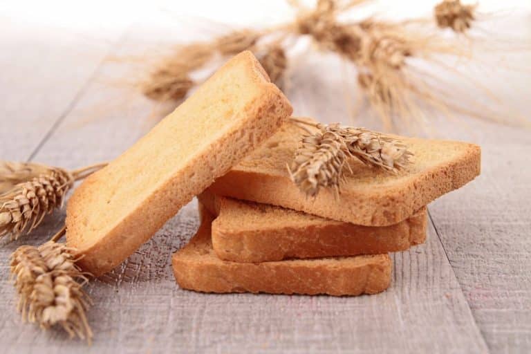 bonnes pour la santé et croustillantes ces 3 marques de biscottes sont notées 100:100 sur yuka