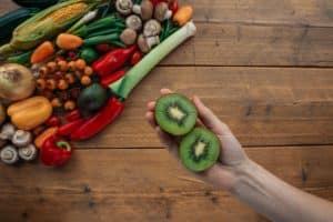 Aliments riches en vitamine C poivron rouge kiwi orange