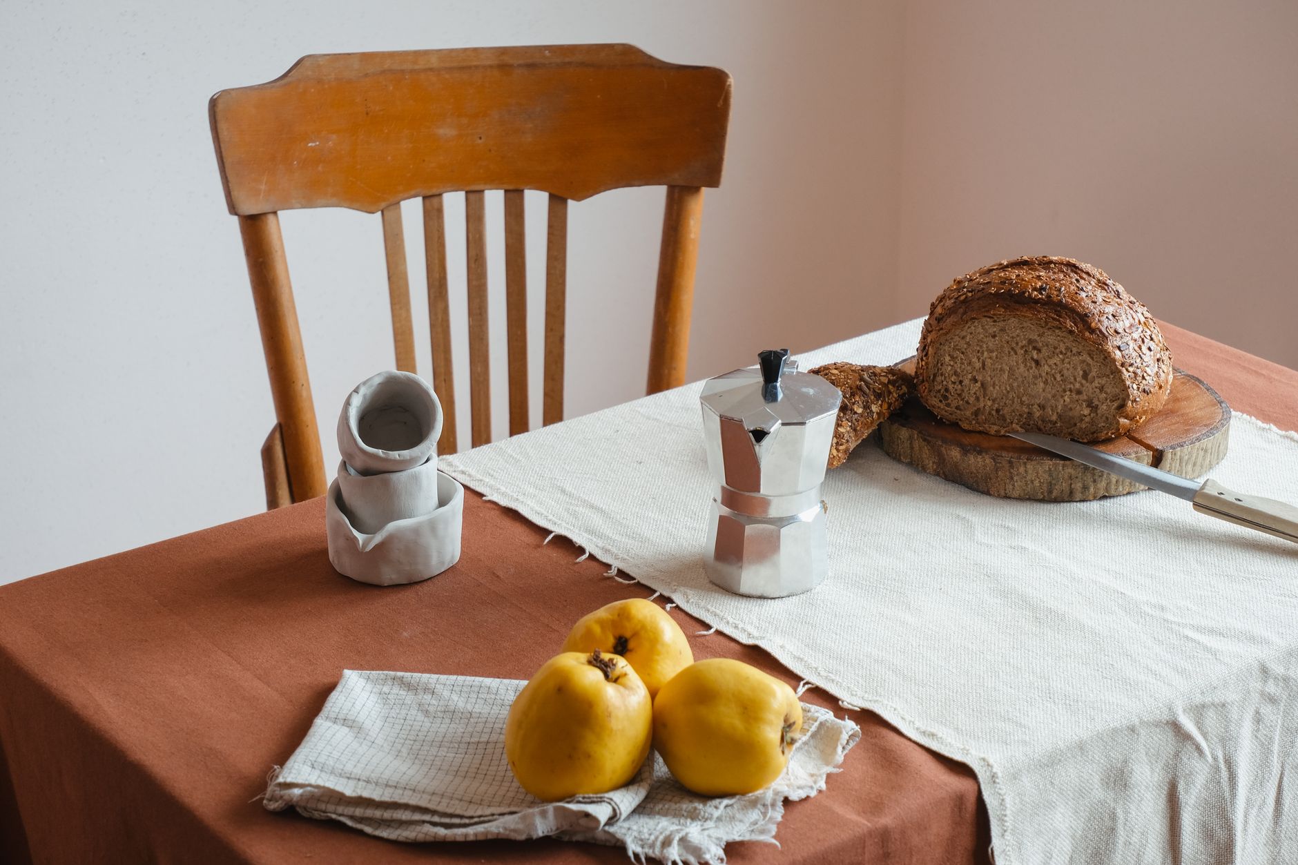Coing tranché préparation cuisine antioxydants vitamine C